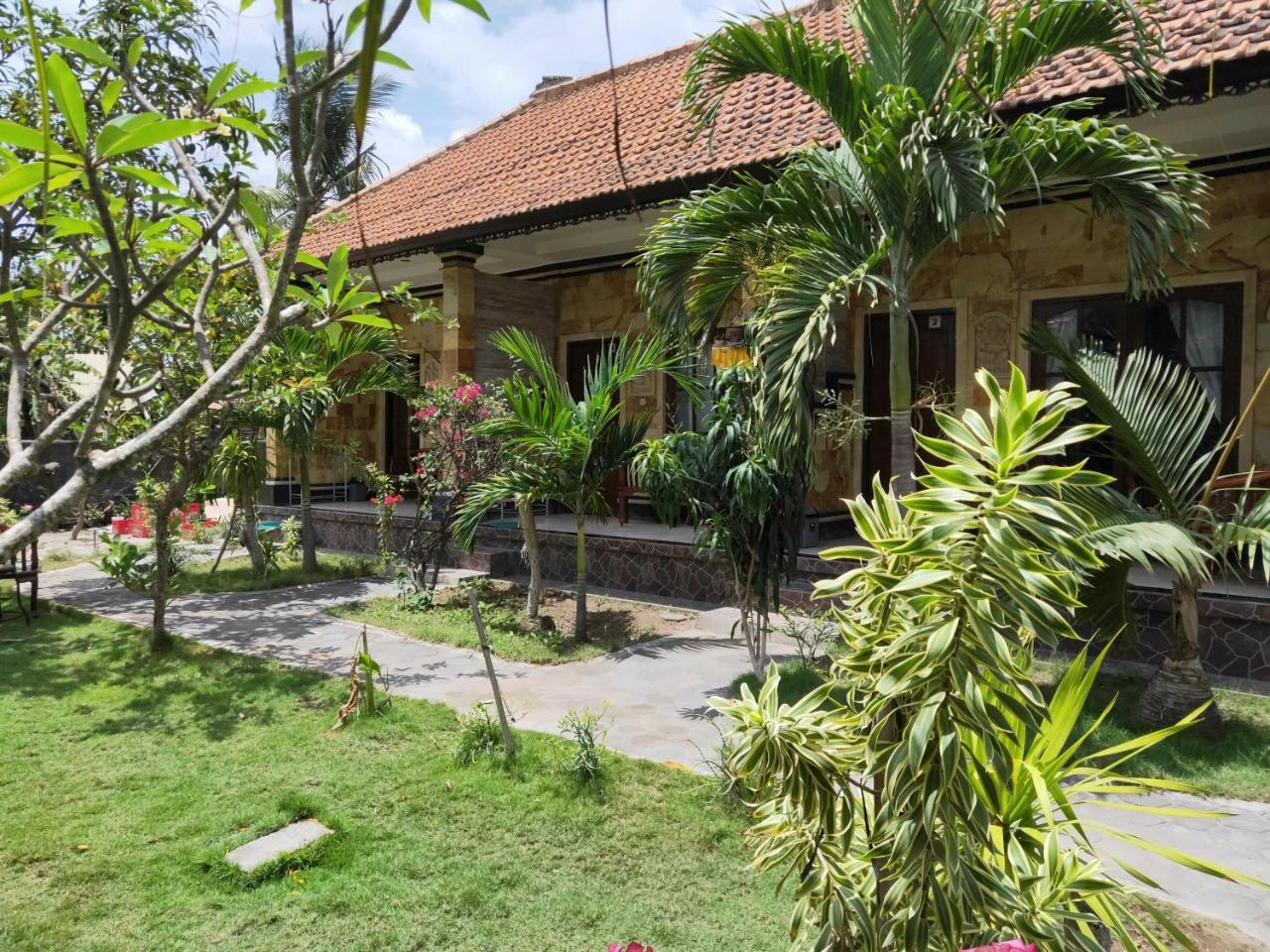 Tiki Bar And More Nusa Lembongan Exterior foto